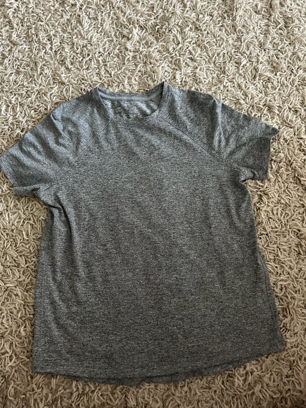 Lululemon Heather Gray Short Sleeve Crewneck Tee Small